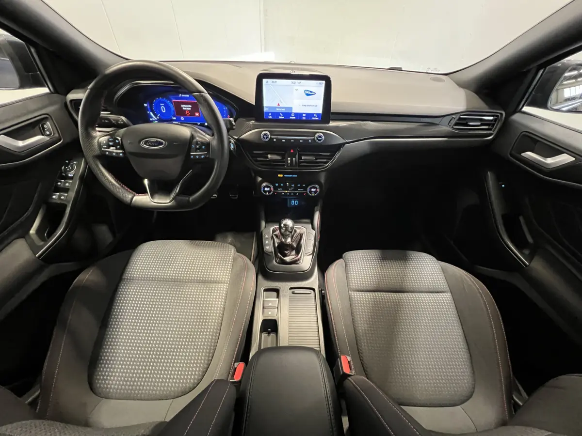 1.0 EcoBoost Hybrid ST Line X Business | Navigatie/Android/Apple Carplay | LM Velgen 17" |  Afn.Trekhaak | Adap.Cruise Control | LED Koplampen | Airco |