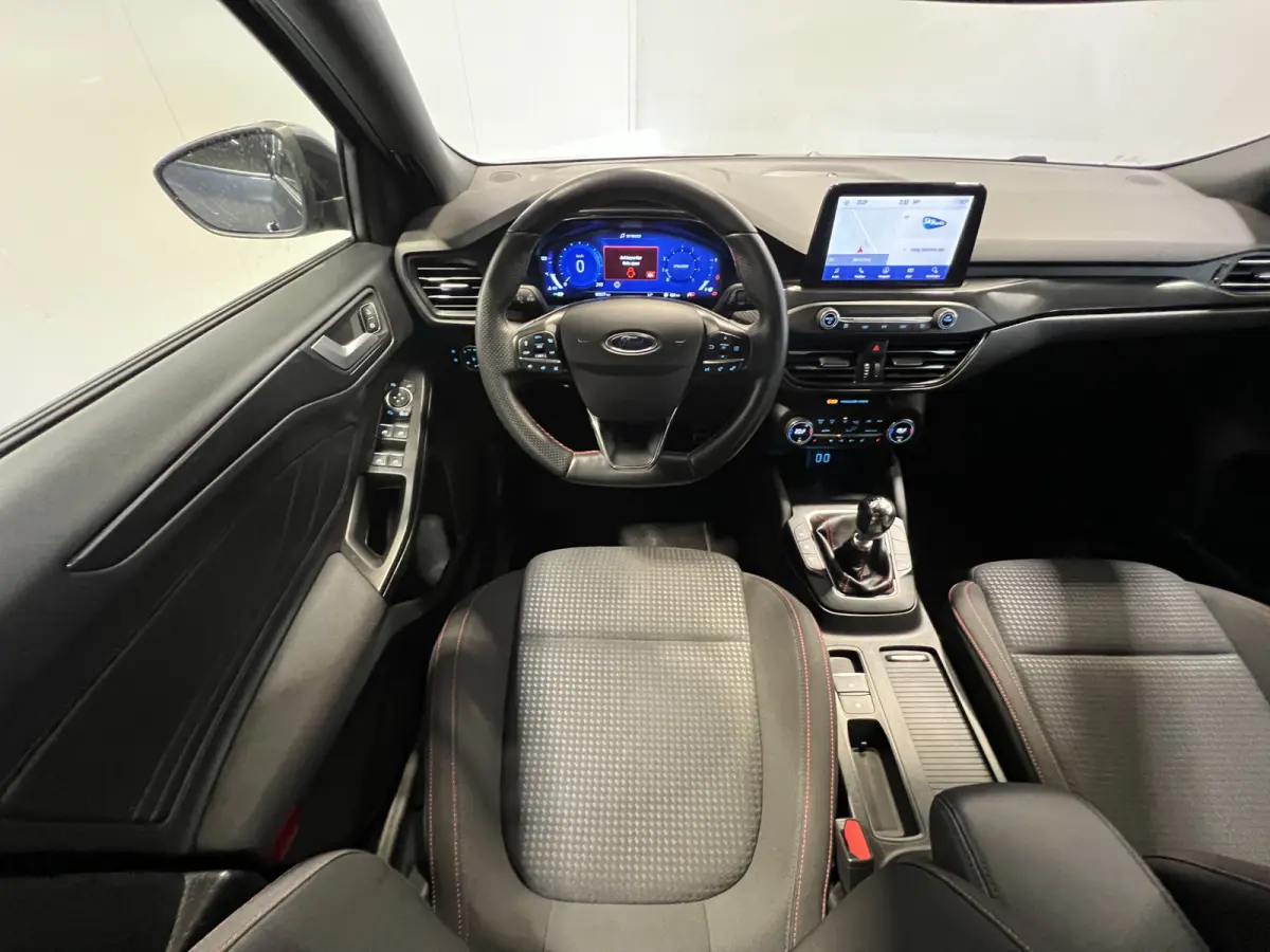 1.0 EcoBoost Hybrid ST Line X Business | Navigatie/Android/Apple Carplay | LM Velgen 17" |  Afn.Trekhaak | Adap.Cruise Control | LED Koplampen | Airco |