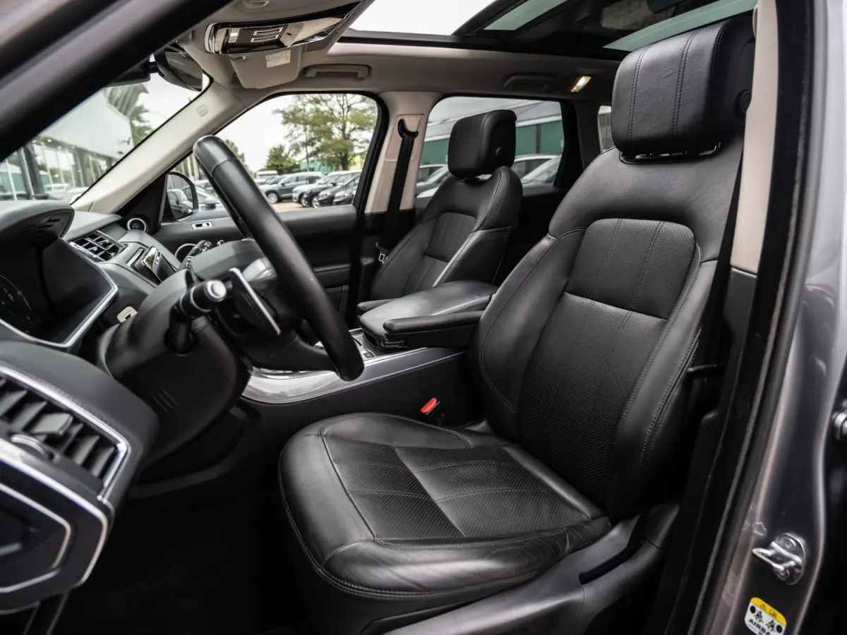 P400e Autobiography Dynamic | Pano | 22" LMV |Camera | Memory |