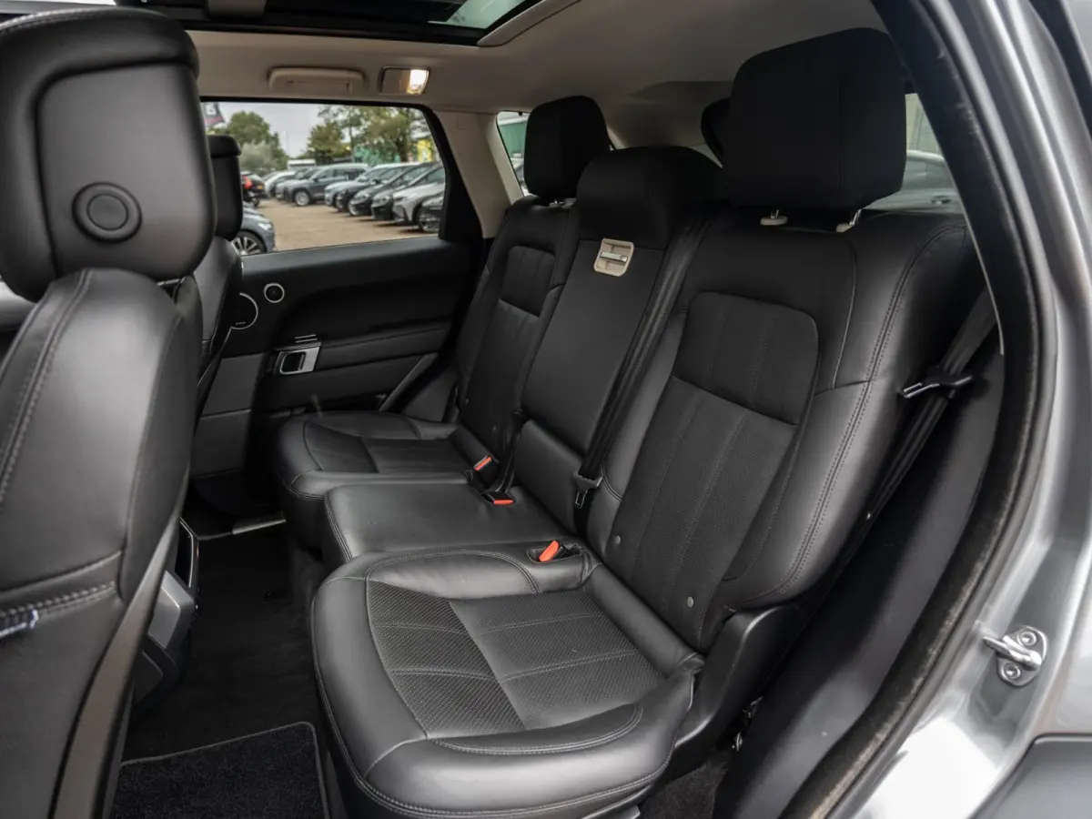P400e Autobiography Dynamic | Pano | 22" LMV |Camera | Memory |