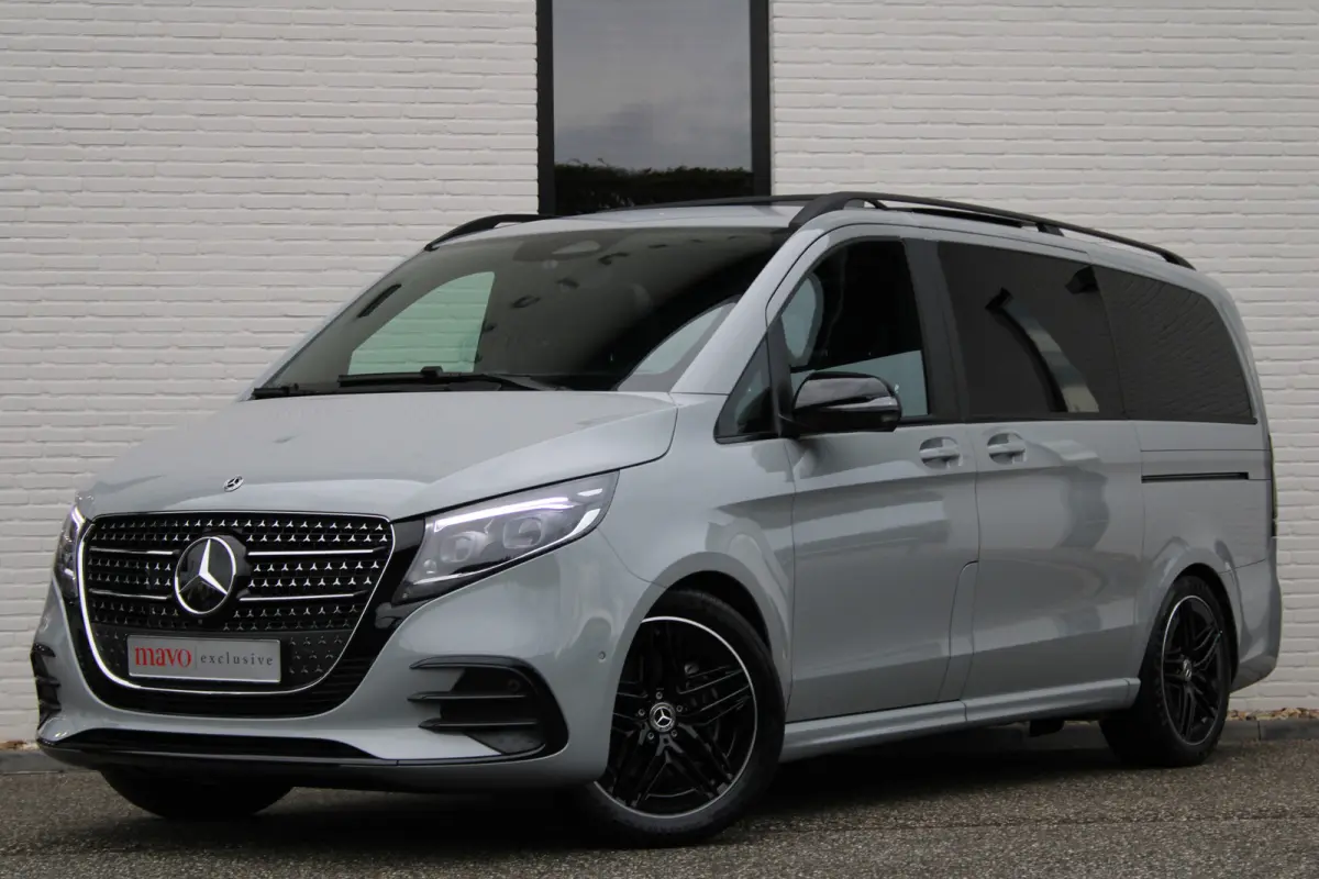 300d / DC / AMG / bj2026 / Luchtvering / Panorama / Burmester / Vol Opties / NIEUWSTAAT
