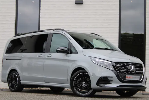 300d / DC / AMG / bj2026 / Luchtvering / Panorama / Burmester / Vol Opties / NIEUWSTAAT