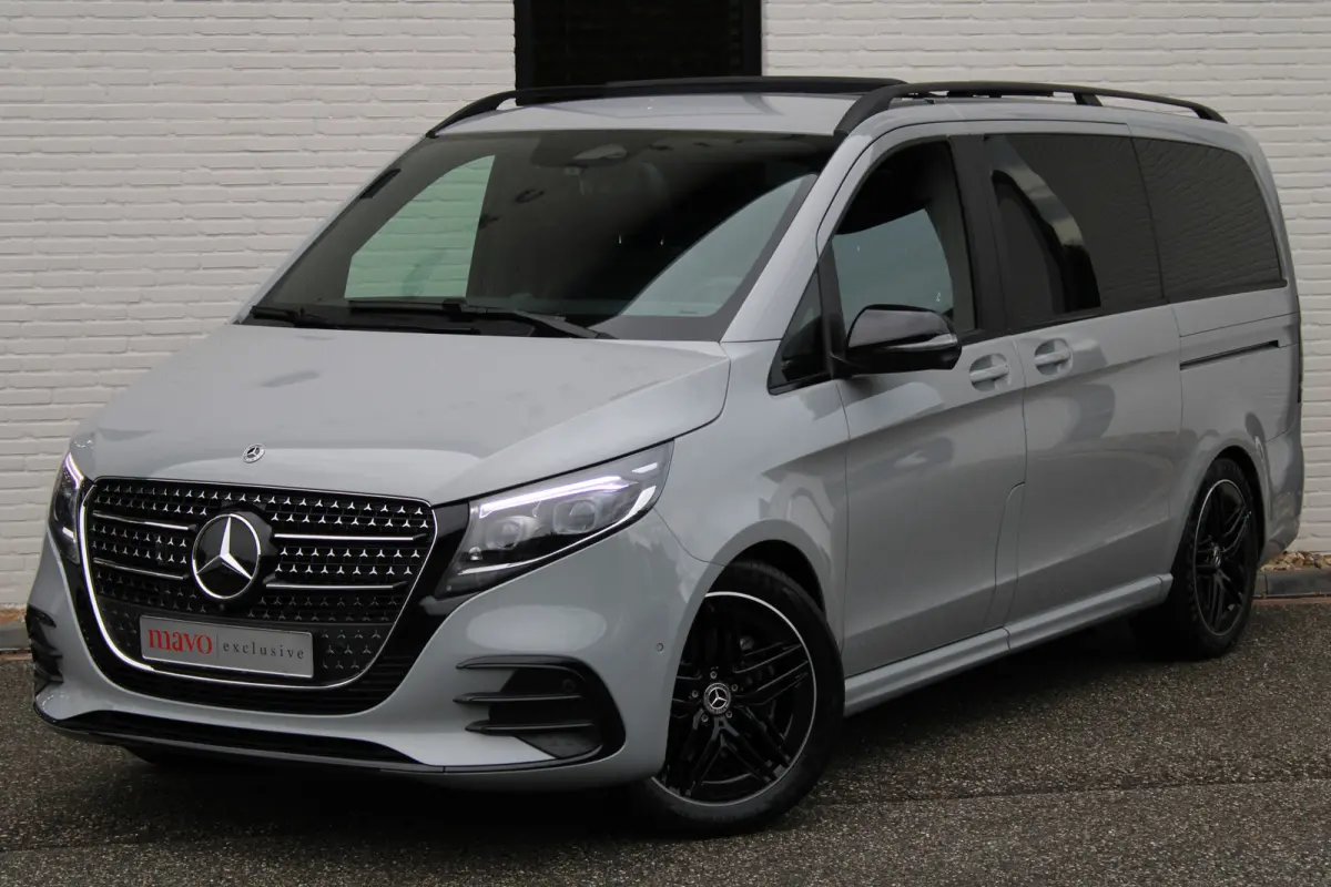 300d / DC / AMG / bj2026 / Luchtvering / Panorama / Burmester / Vol Opties / NIEUWSTAAT