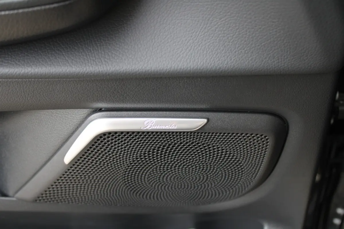 300 L2 / AMG / Luchtvering / Panorama / Elec Stoelen / 7-Persoons / Burmester / 360 Camera / Vol Opties / NIEUWSTAAT