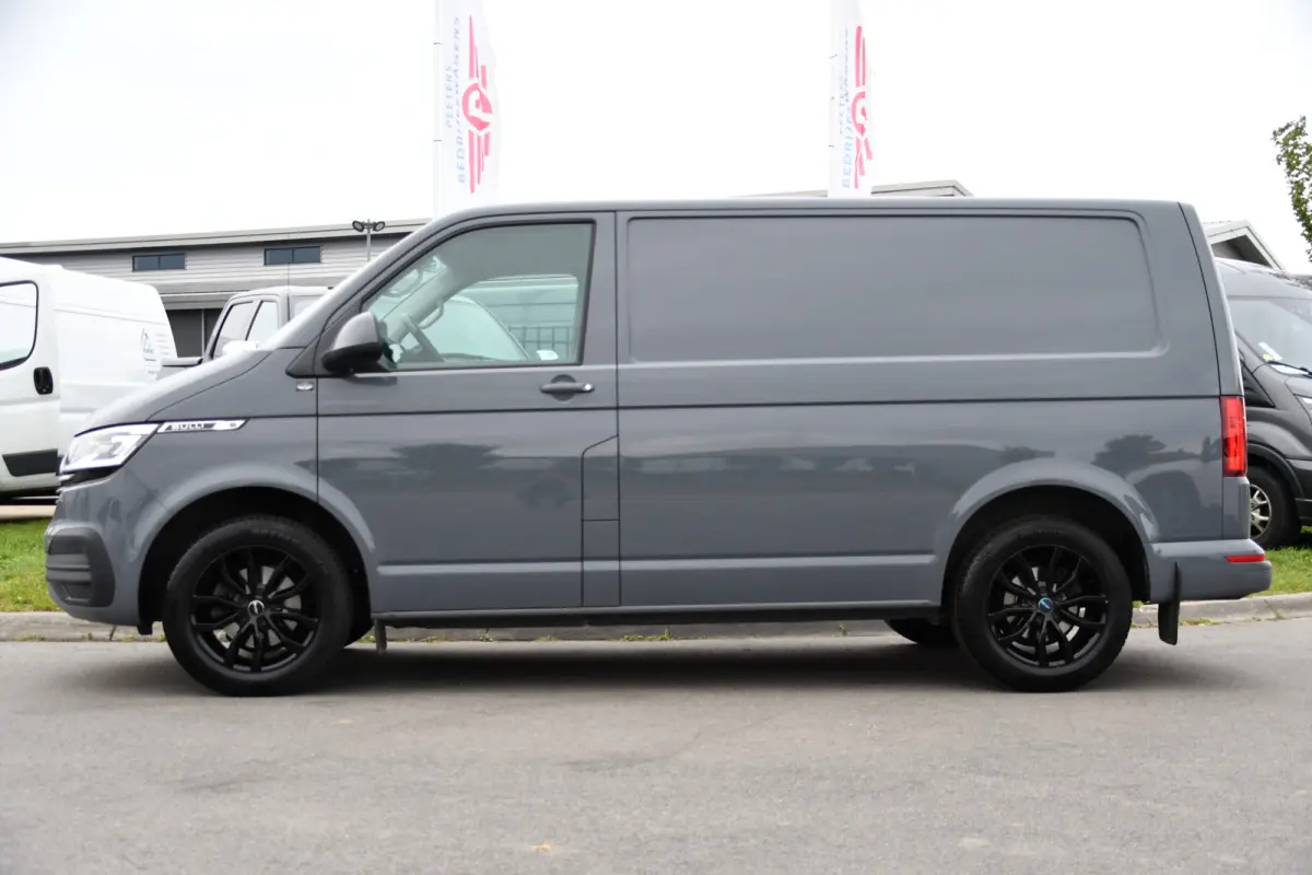 2.0 TDI L1H1 Bulli Virtual, Camera, Cruise, Carplay, LED, Multimedia, 150pk, Leder, Uniek!