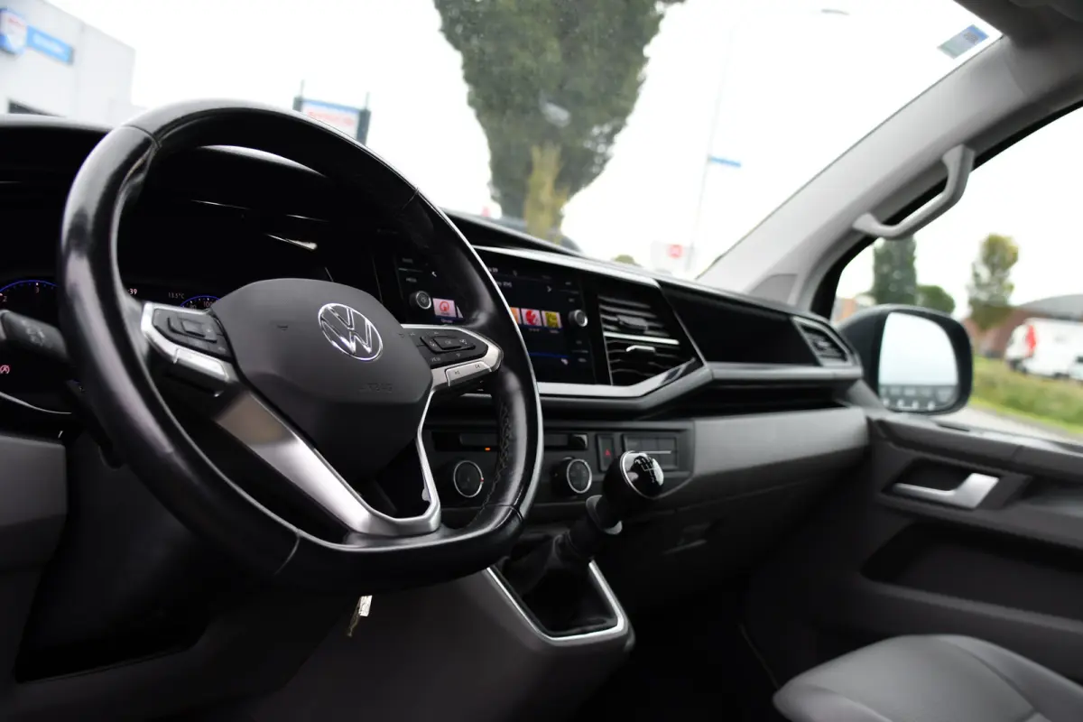 2.0 TDI L1H1 Bulli Virtual, Camera, Cruise, Carplay, LED, Multimedia, 150pk, Leder, Uniek!