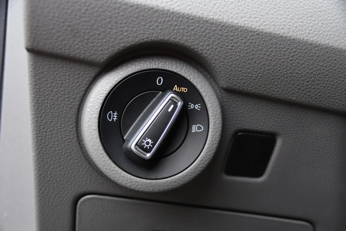 2.0 TDI L1H1 Bulli Virtual, Camera, Cruise, Carplay, LED, Multimedia, 150pk, Leder, Uniek!
