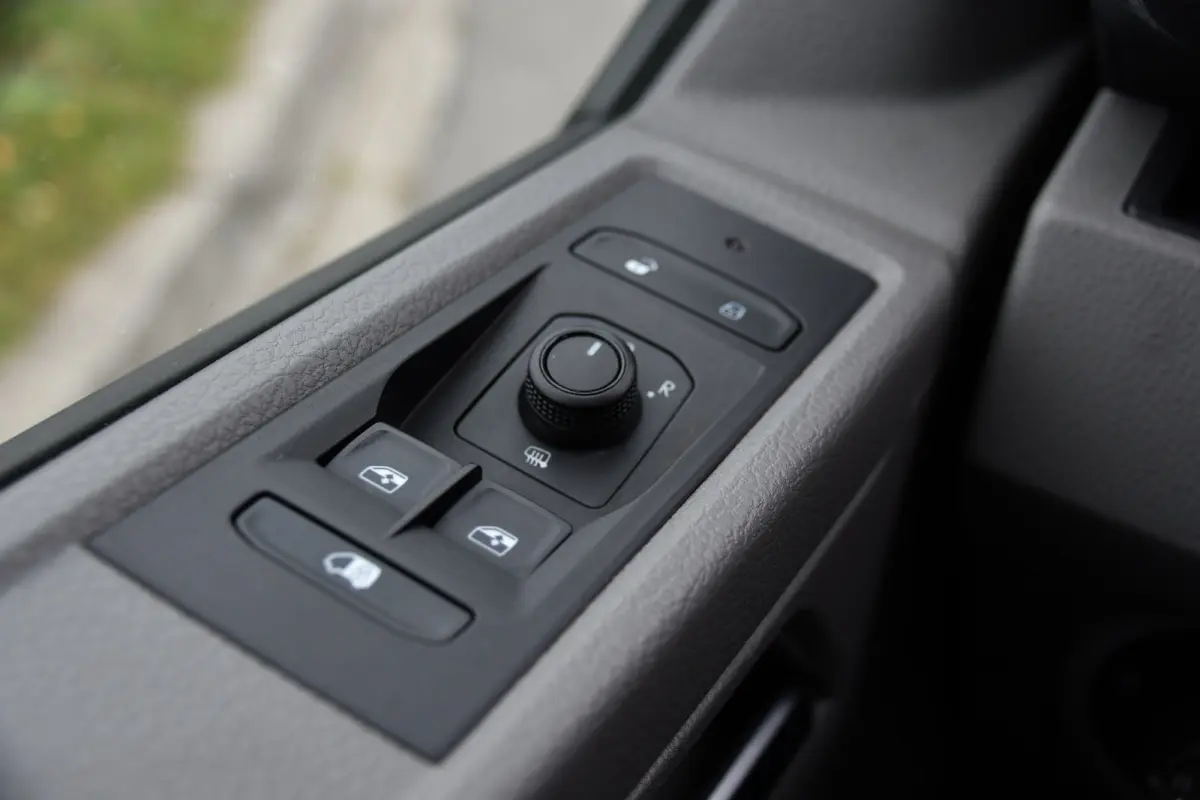2.0 TDI L1H1 Bulli Virtual, Camera, Cruise, Carplay, LED, Multimedia, 150pk, Leder, Uniek!