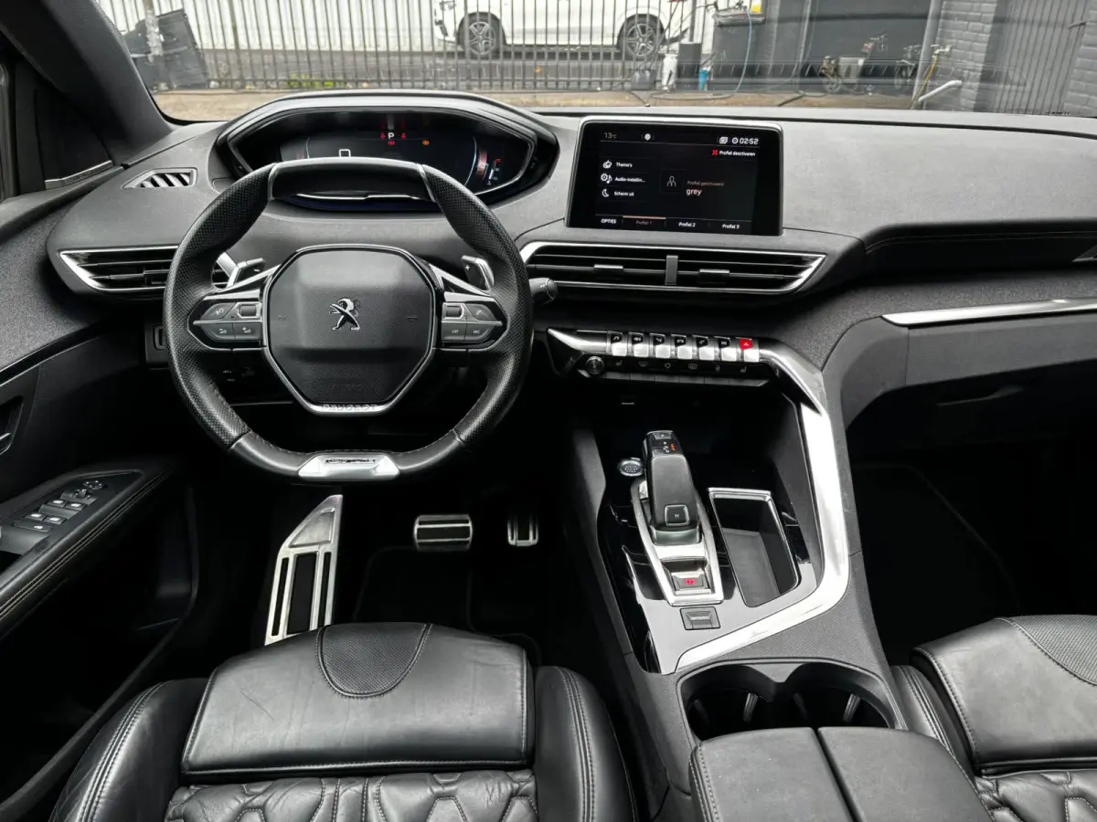 1.2 PureTech GT-Line PANO|TREKHAAK|LEDER|7PERSOONS|STOELVER|KEYLESS