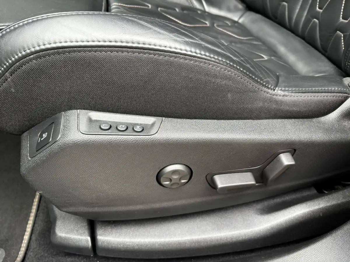 1.2 PureTech GT-Line PANO|TREKHAAK|LEDER|7PERSOONS|STOELVER|KEYLESS