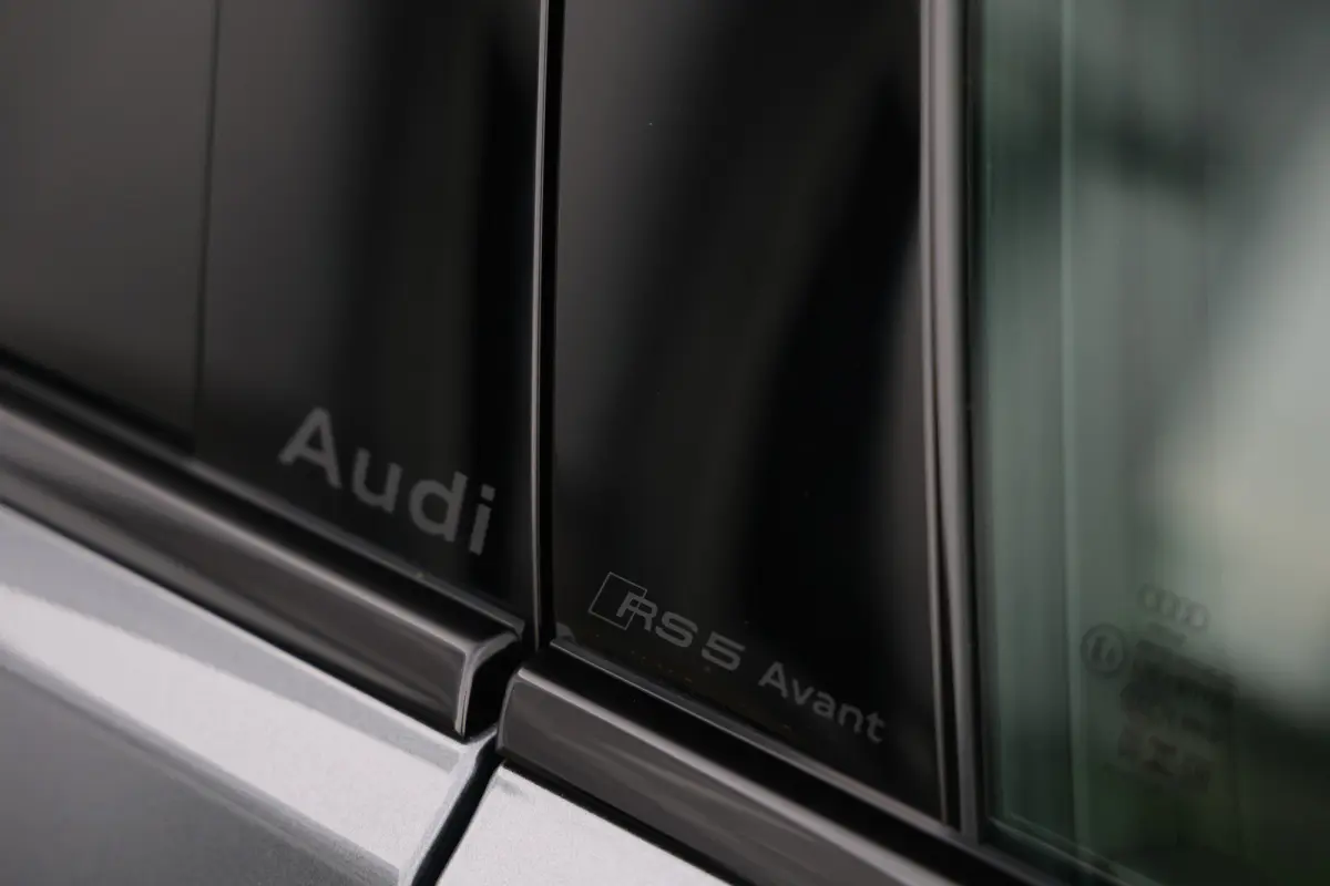 RS5 Avant e-hybrid Quattro 639pk Sportuitlaat|HUD|Tech Pro|Alcantara