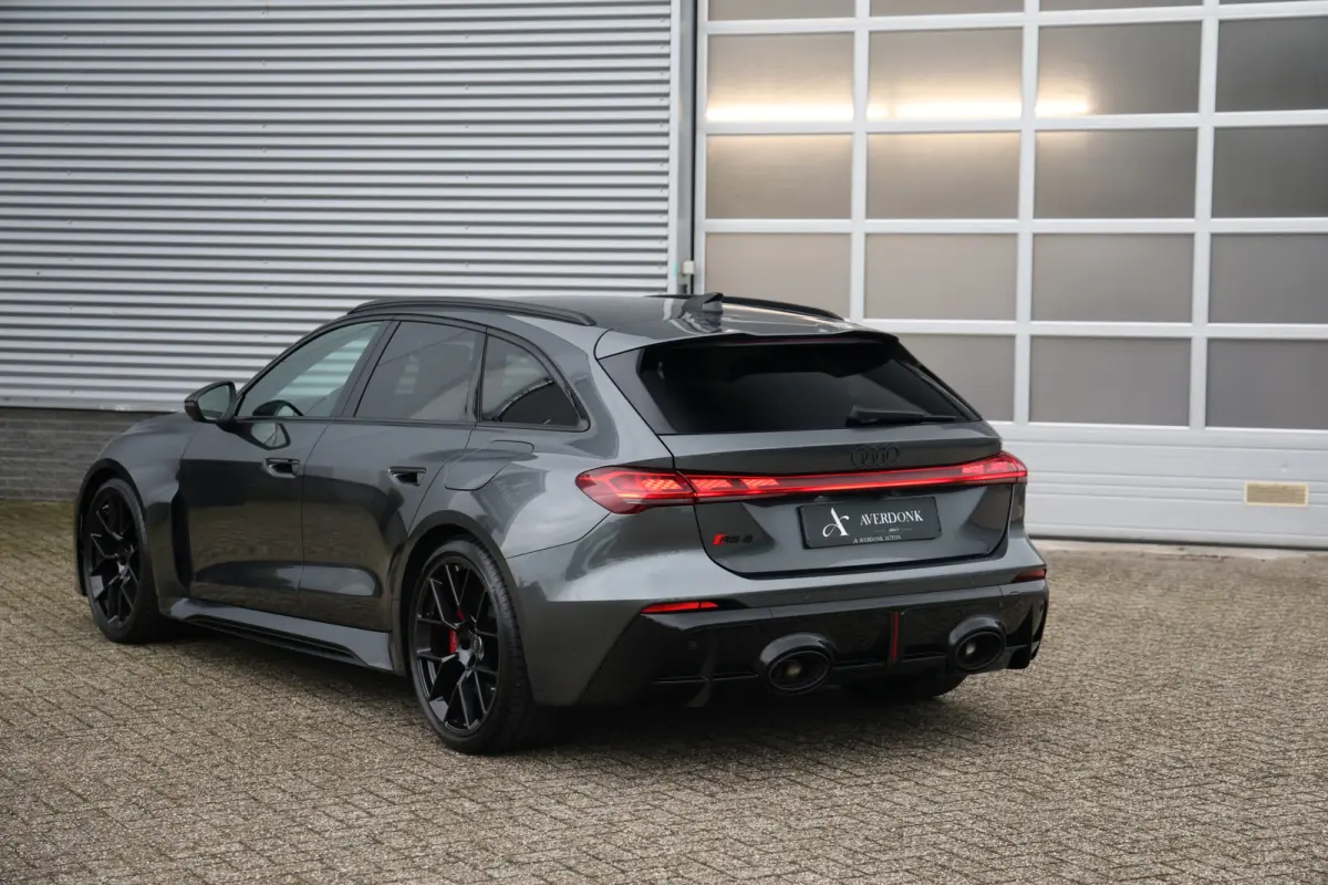 RS5 Avant e-hybrid Quattro 639pk Sportuitlaat|HUD|Tech Pro|Alcantara