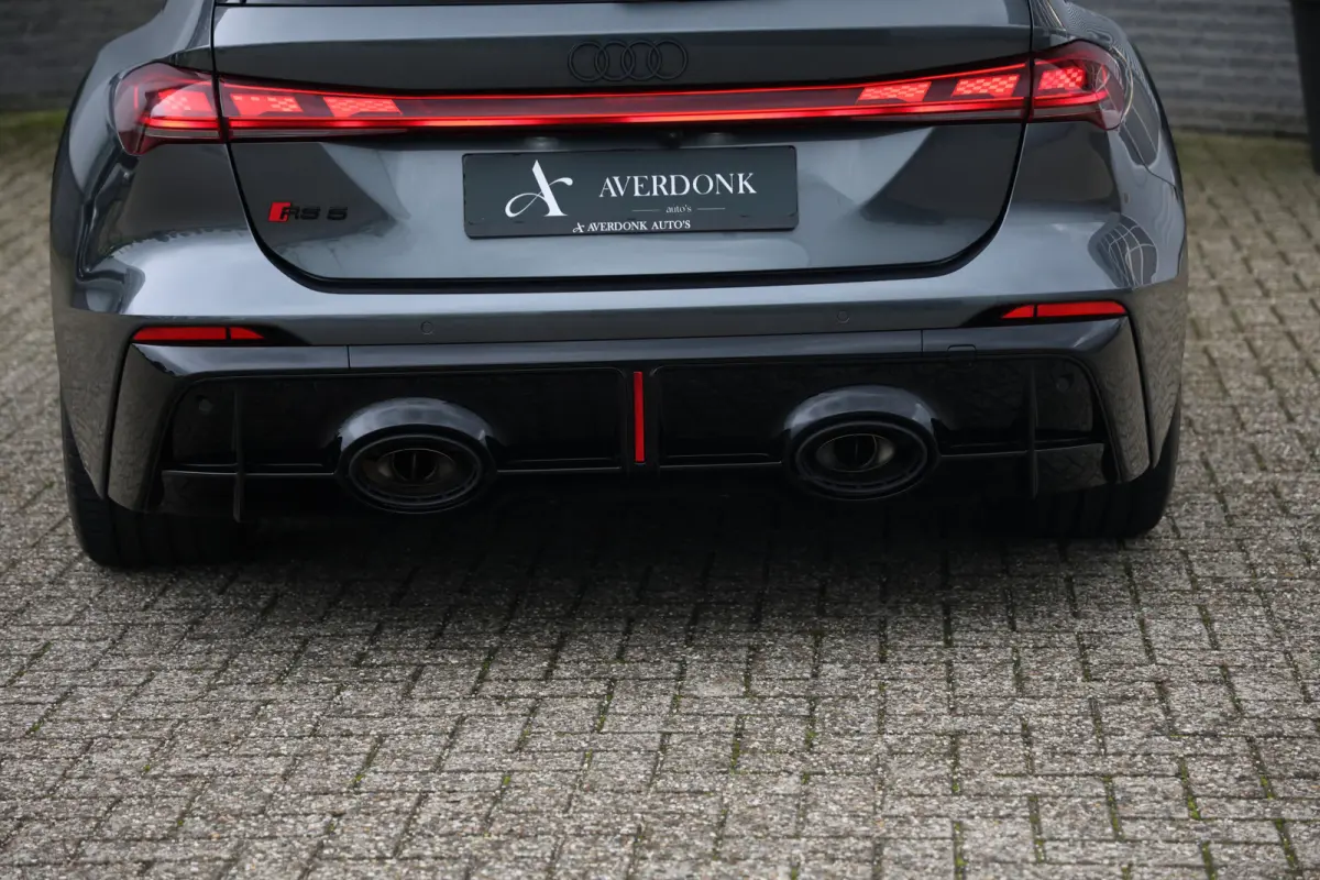 RS5 Avant e-hybrid Quattro 639pk Sportuitlaat|HUD|Tech Pro|Alcantara