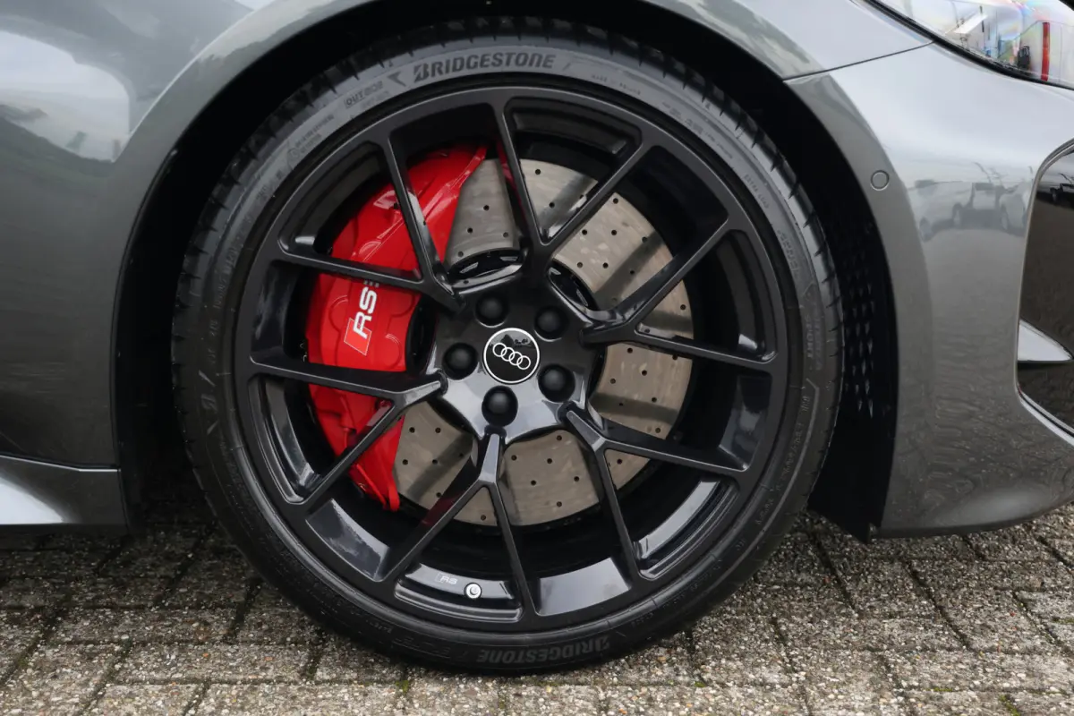 RS5 Avant e-hybrid Quattro 639pk Sportuitlaat|HUD|Tech Pro|Alcantara