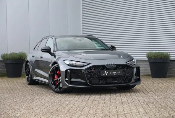 RS5 Avant e-hybrid Quattro 639pk Sportuitlaat|HUD|Tech Pro|Alcantara