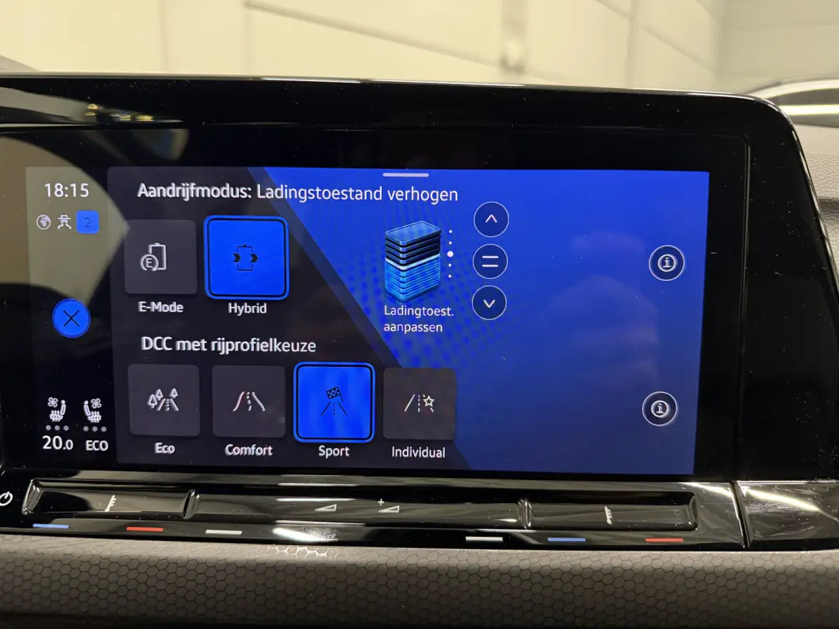 1.4 eHybrid GTE PANO/ACC/DCC/VOL LEER/HEAD-UP/VENTILATIE+MEMORY/IQ-LIGHT/SFEER/CAMERA/STANDKACHEL/KEYLESS/18"BAKERSFIELD/DELFINGRAU/BTW-AUTO