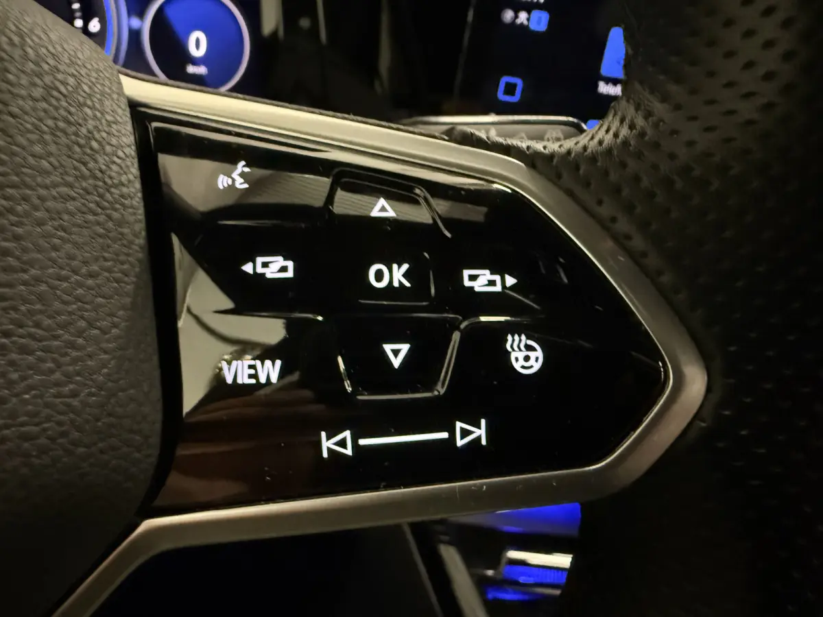 1.4 eHybrid GTE PANO/ACC/DCC/VOL LEER/HEAD-UP/VENTILATIE+MEMORY/IQ-LIGHT/SFEER/CAMERA/STANDKACHEL/KEYLESS/18"BAKERSFIELD/DELFINGRAU/BTW-AUTO