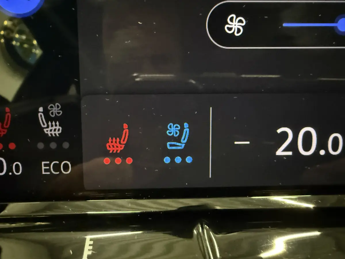 1.4 eHybrid GTE PANO/ACC/DCC/VOL LEER/HEAD-UP/VENTILATIE+MEMORY/IQ-LIGHT/SFEER/CAMERA/STANDKACHEL/KEYLESS/18"BAKERSFIELD/DELFINGRAU/BTW-AUTO