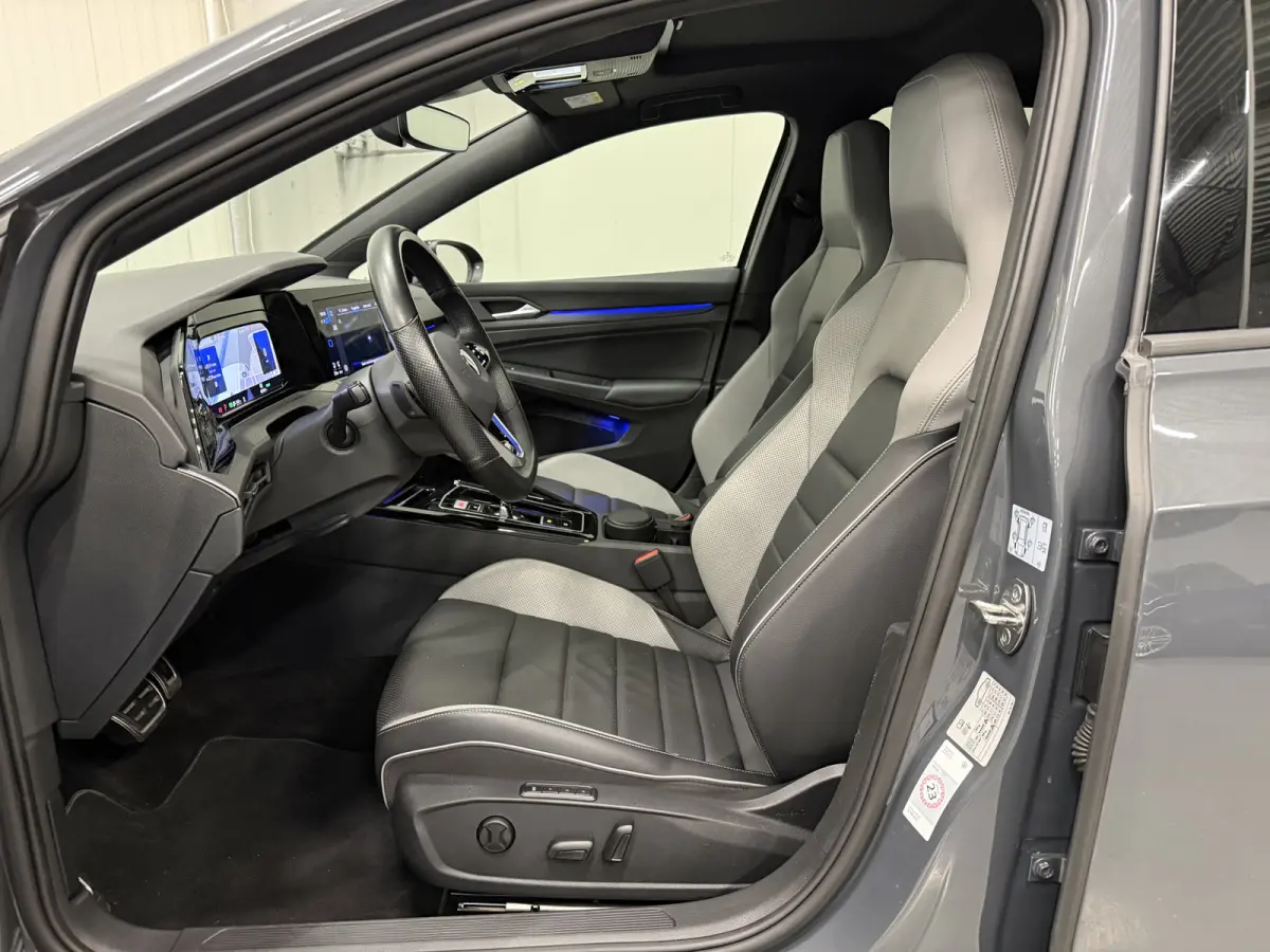 1.4 eHybrid GTE PANO/ACC/DCC/VOL LEER/HEAD-UP/VENTILATIE+MEMORY/IQ-LIGHT/SFEER/CAMERA/STANDKACHEL/KEYLESS/18"BAKERSFIELD/DELFINGRAU/BTW-AUTO