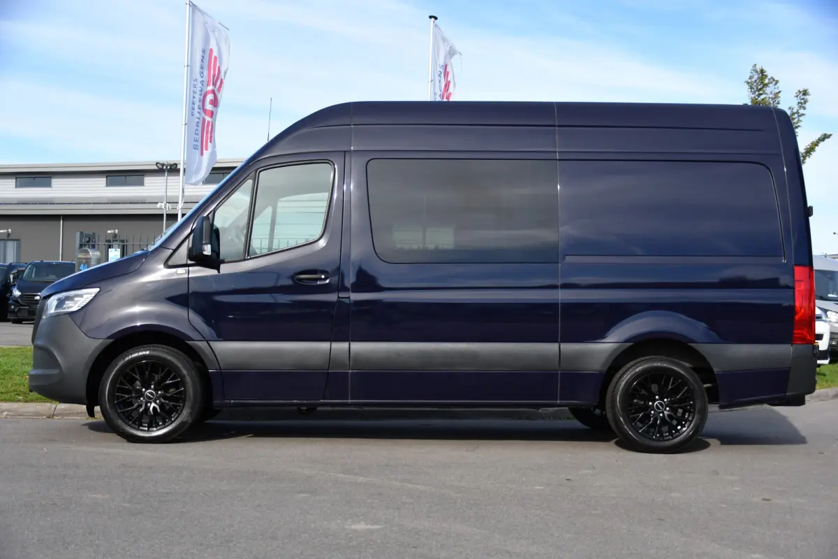 317 1.9 CDI L2H2 RWD DC PB Edition Camera Cruise, Carplay, LED, 3500kg Trekhaak, Geveerde stoel, Standkachel, Automaat, 170pk, Uniek!