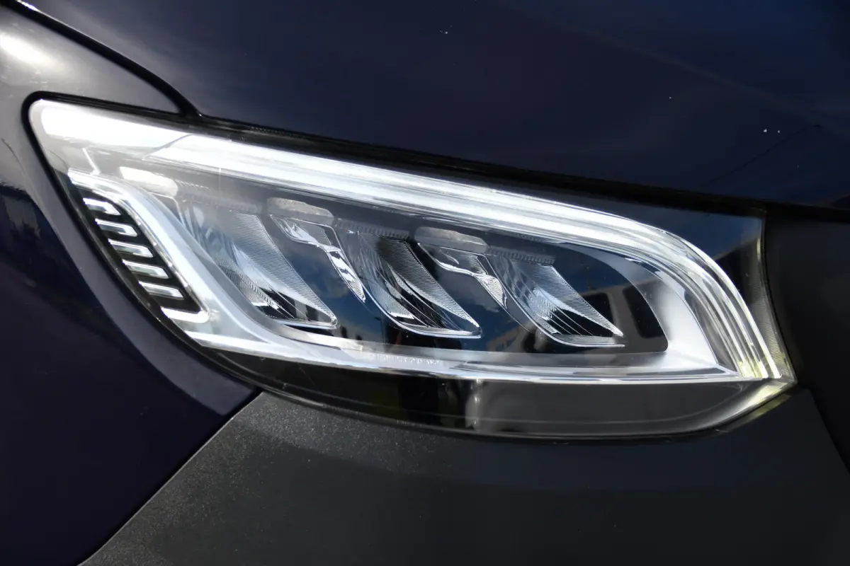 317 1.9 CDI L2H2 RWD DC PB Edition Camera Cruise, Carplay, LED, 3500kg Trekhaak, Geveerde stoel, Standkachel, Automaat, 170pk, Uniek!