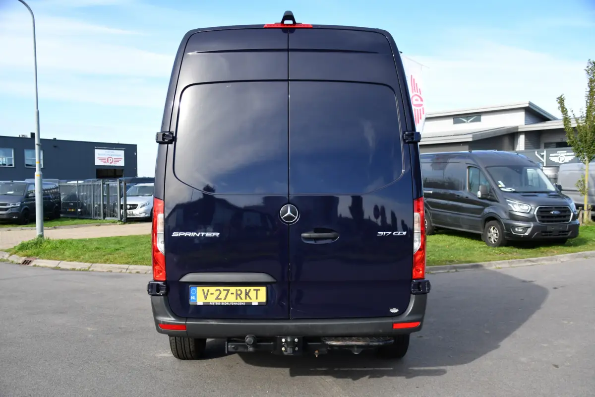 317 1.9 CDI L2H2 RWD DC PB Edition Camera Cruise, Carplay, LED, 3500kg Trekhaak, Geveerde stoel, Standkachel, Automaat, 170pk, Uniek!