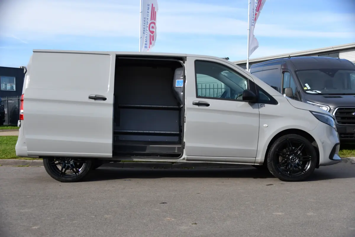 114 CDI 1.9 PB Edition FACELIFT! Camera, Cruise, Carplay, Multimedia, Automaat, 136pk, Sensoren, Uniek!