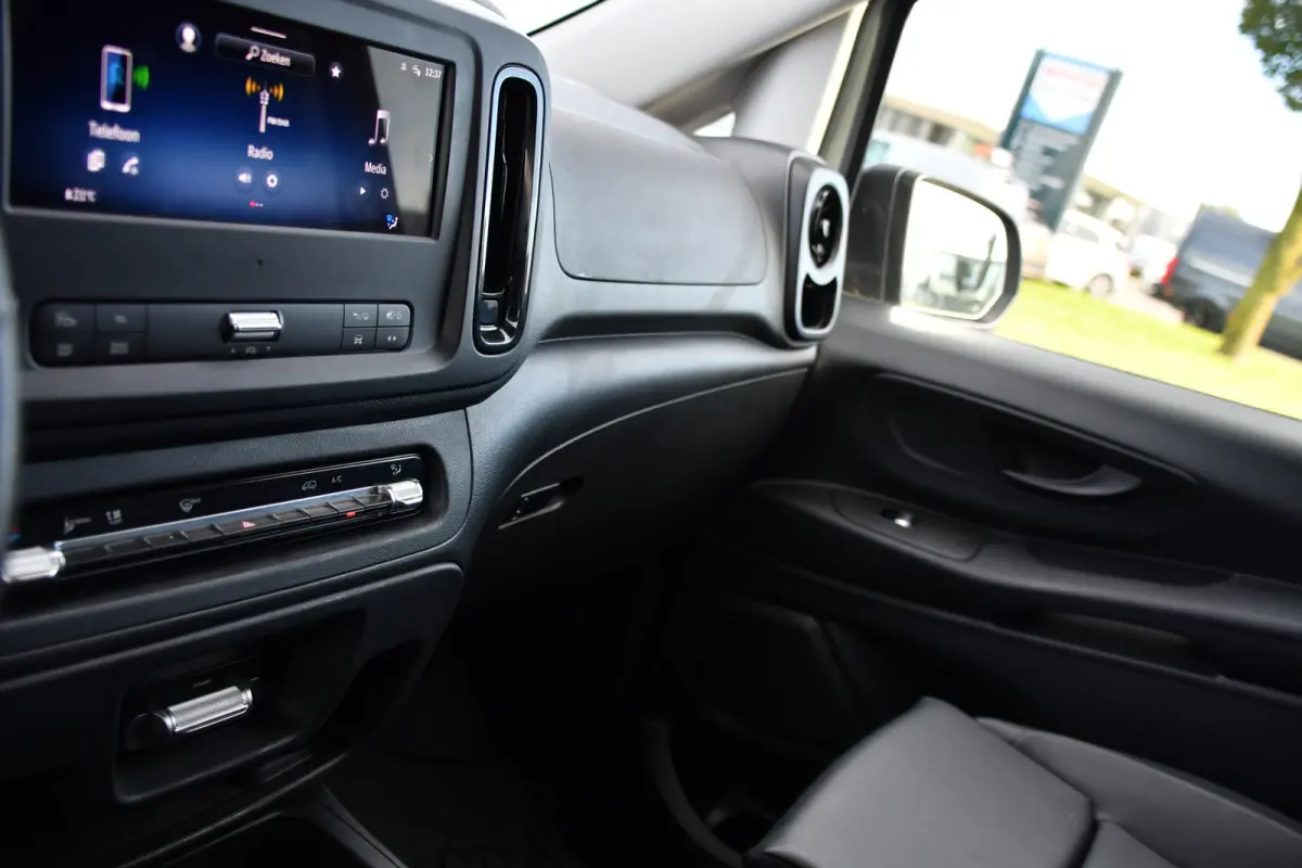 114 CDI 1.9 PB Edition FACELIFT! Camera, Cruise, Carplay, Multimedia, Automaat, 136pk, Sensoren, Uniek!