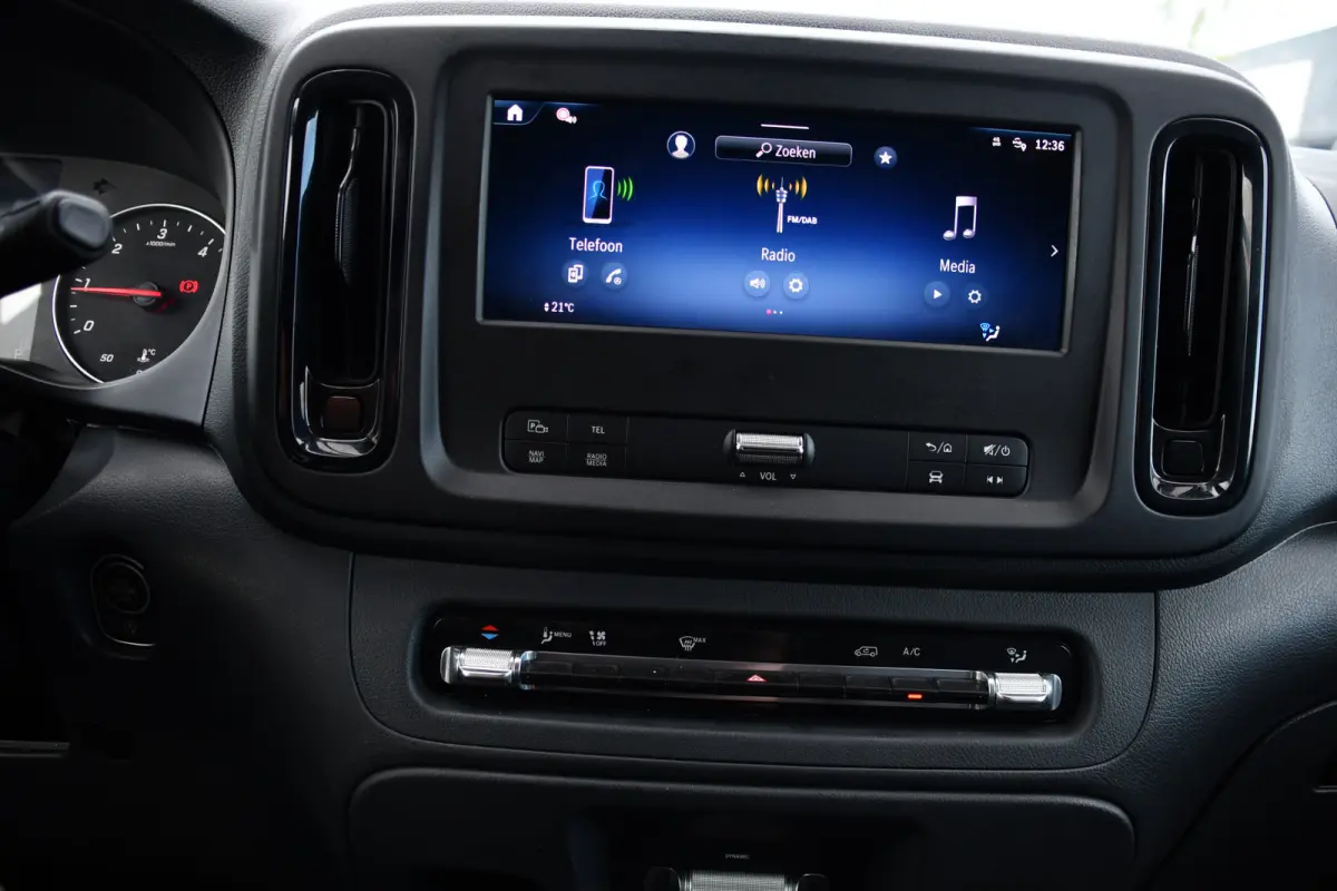 114 CDI 1.9 PB Edition FACELIFT! Camera, Cruise, Carplay, Multimedia, Automaat, 136pk, Sensoren, Uniek!