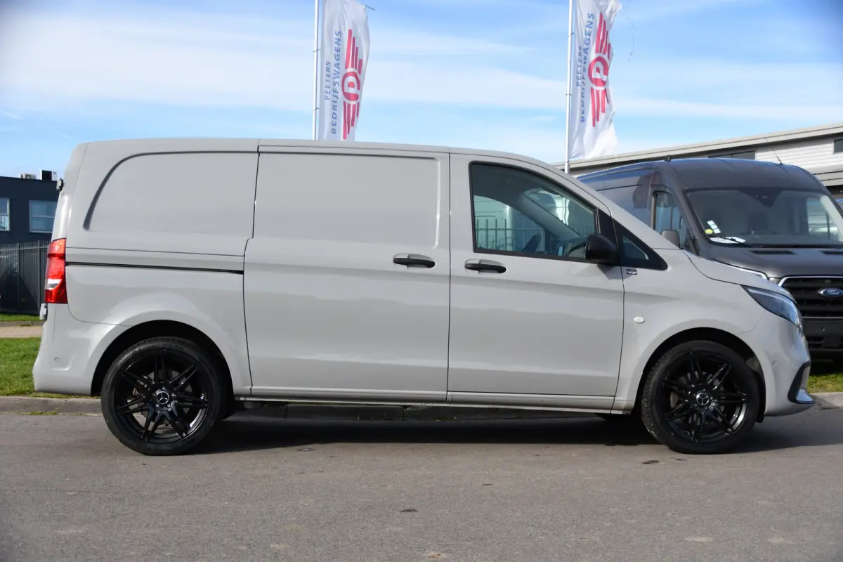 114 CDI 1.9 PB Edition FACELIFT! Camera, Cruise, Carplay, Multimedia, Automaat, 136pk, Sensoren, Uniek!