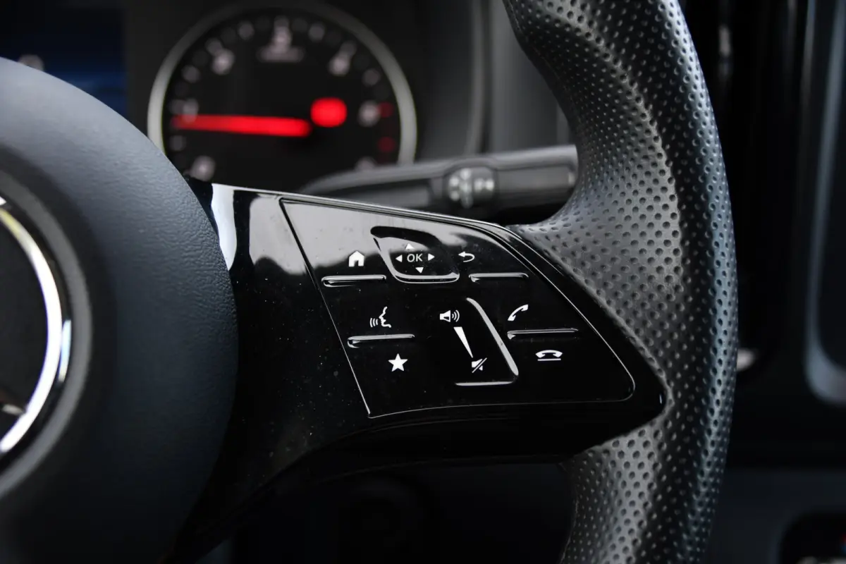 114 CDI 1.9 PB Edition FACELIFT! Camera, Cruise, Carplay, Multimedia, Automaat, 136pk, Sensoren, Uniek!