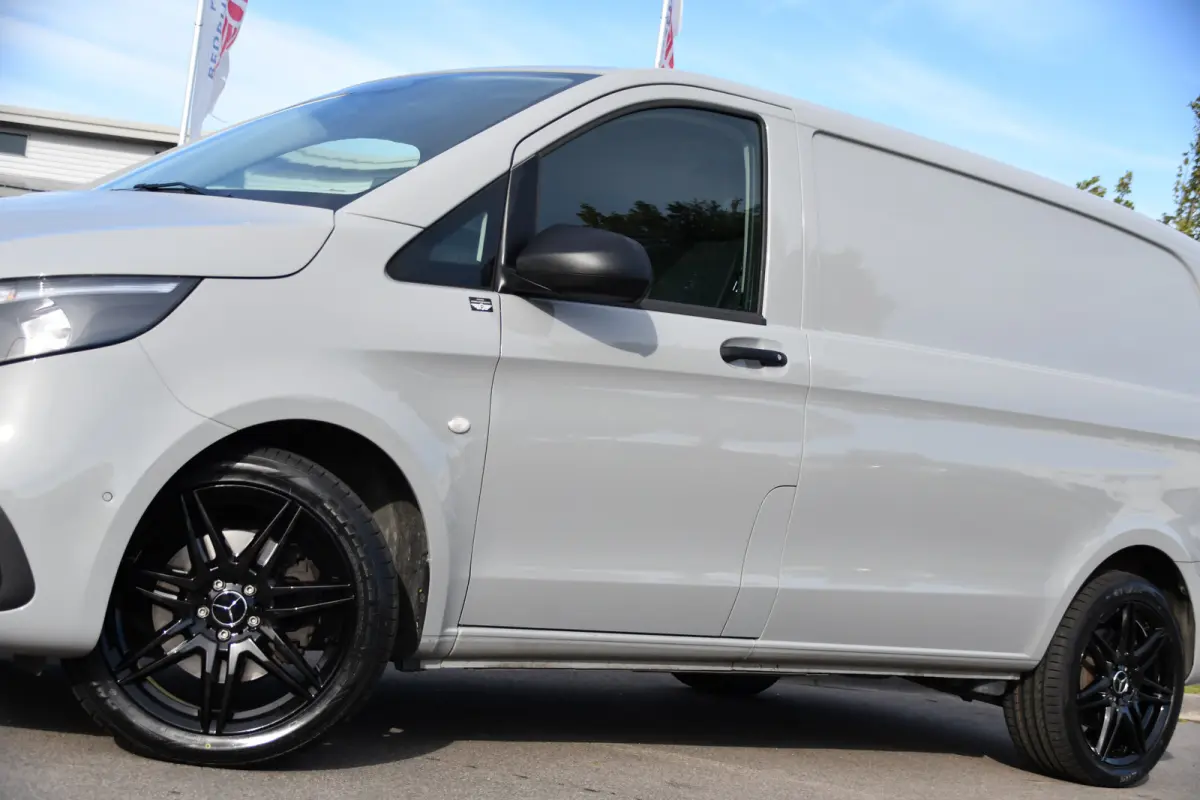 114 CDI 1.9 PB Edition FACELIFT! Camera, Cruise, Carplay, Multimedia, Automaat, 136pk, Sensoren, Uniek!