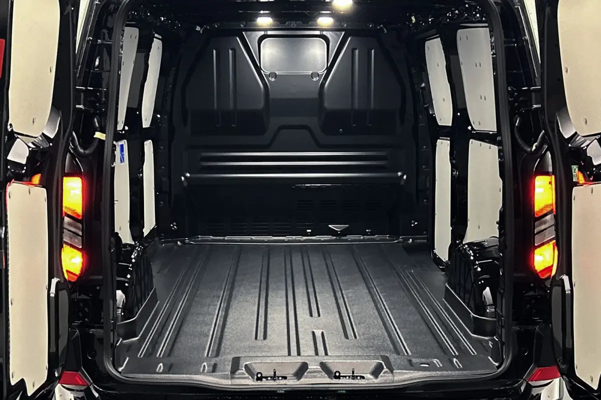2.0 TDCI 170PK L2 | Raptor Edition | Trekhaak | Lederen bekleding | Camera | Navigatie