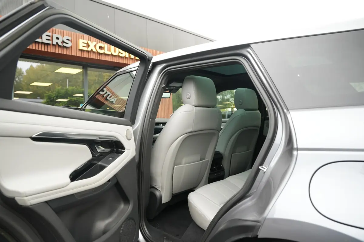 1.5 P300e AWD Autobiography Afdaal assistent Apple carplay Keyless Pano Leder Adaptieve cruise control