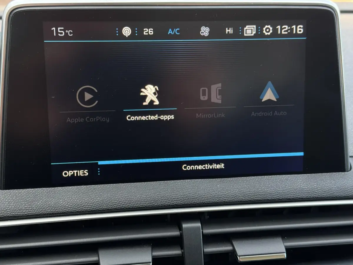1.2 PureTech Blue Lease Executive Navi|Carplay|Trekhaak|Clima|Cruise|Dealer Onderhouden|i-Cockpit|N.A.P|APK tot 03-2027