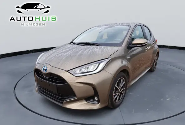 Toyota Yaris 1.5 Hybrid Comfort Automaat Adaptive Cruise Control Camera LED Climate Control 16” Lichtmetaal