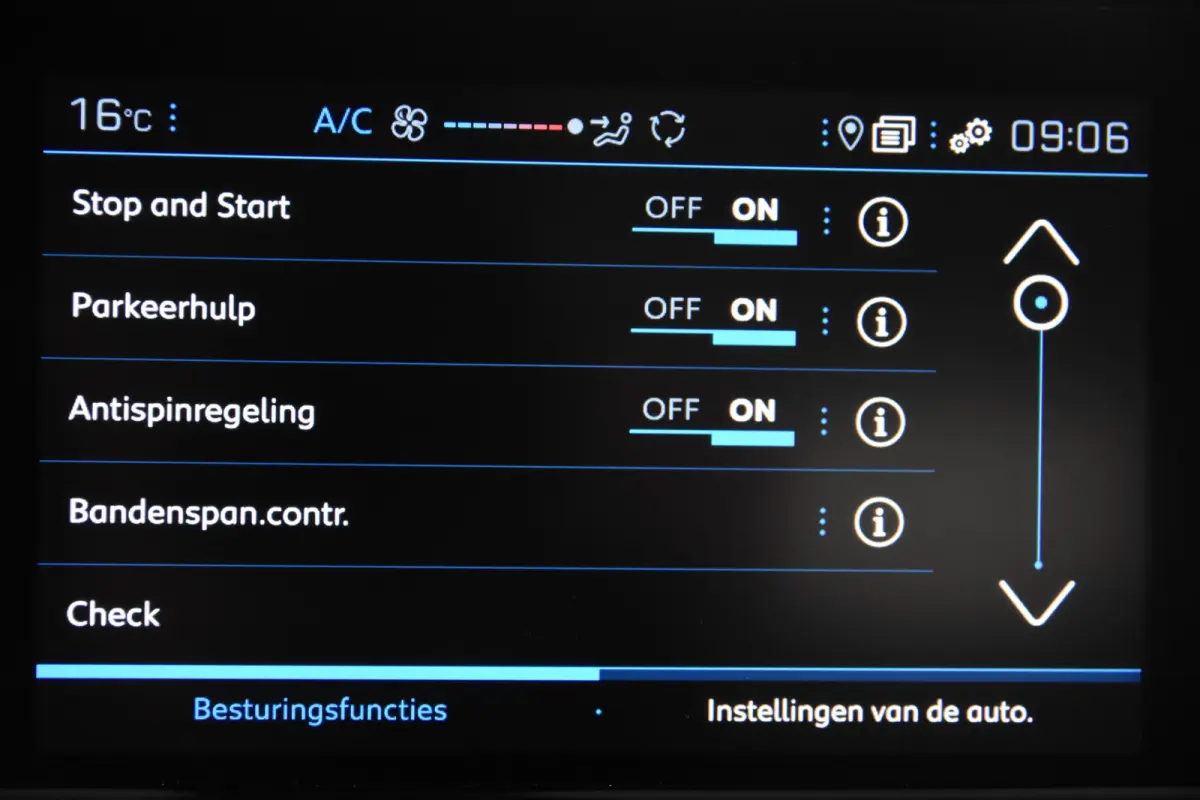 Allure 100 *1ste Eigenaar*Navigatie*Carplay*PDC*