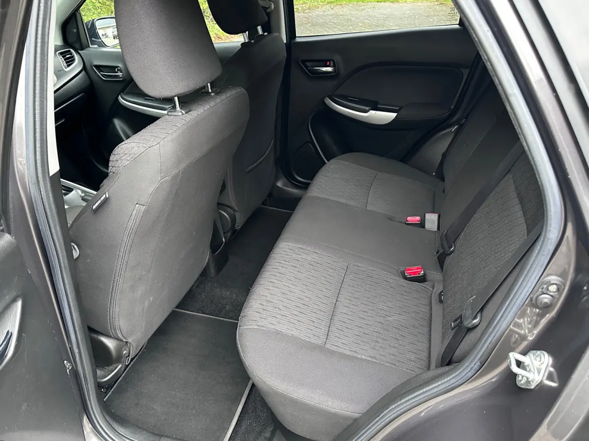 1.2 Smart Hybrid High Executive 90PK | Climate Control | Cruise Control | Camera | NAVI | Stoelverwarming