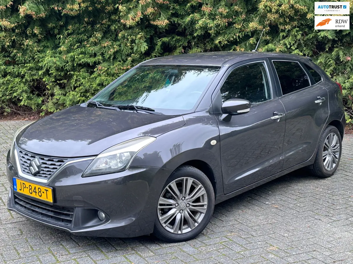 1.2 Smart Hybrid High Executive 90PK | Climate Control | Cruise Control | Camera | NAVI | Stoelverwarming