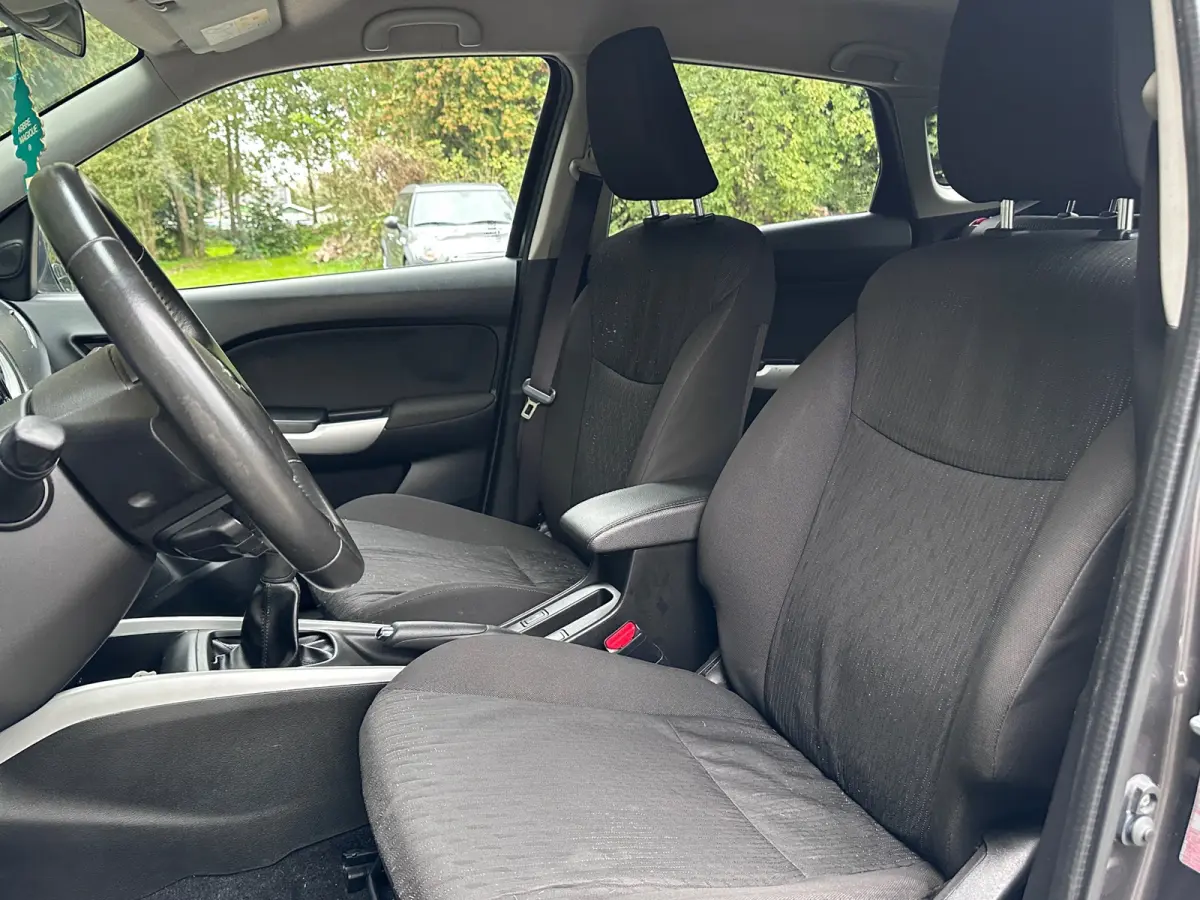 1.2 Smart Hybrid High Executive 90PK | Climate Control | Cruise Control | Camera | NAVI | Stoelverwarming