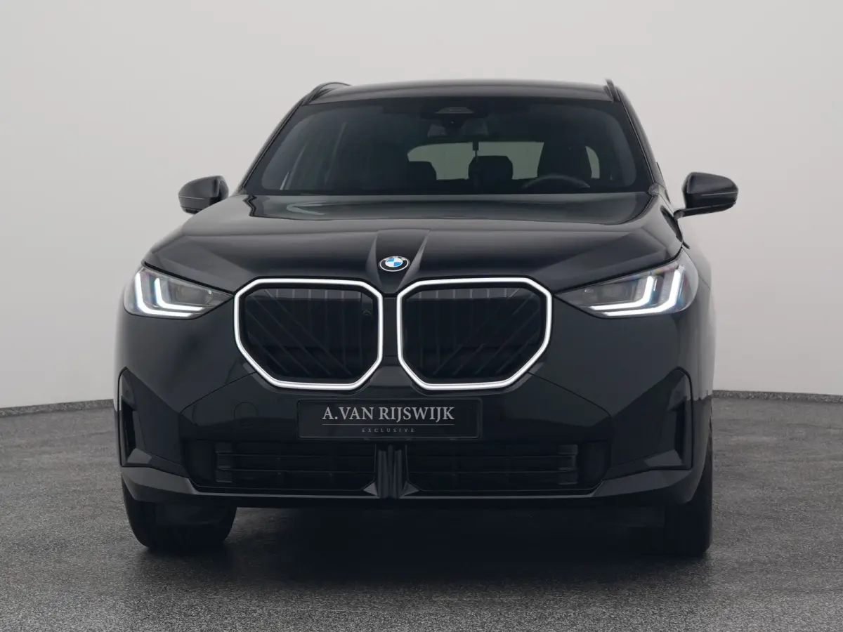 30e xDrive M-Sport | PANO | 360° | H&K | HUD | STOELVERW. | TREKHAAK