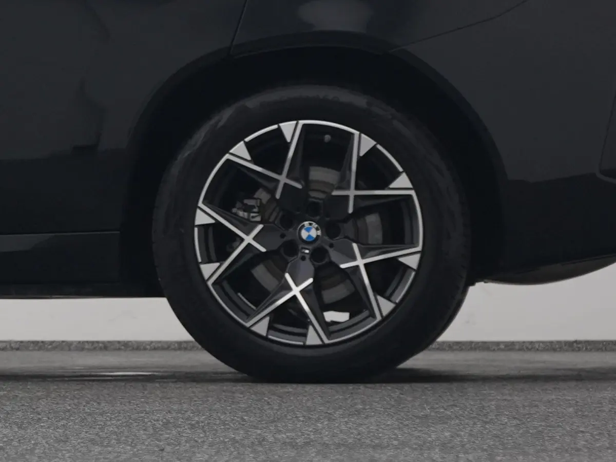 30e xDrive M-Sport | PANO | 360° | H&K | HUD | STOELVERW. | TREKHAAK