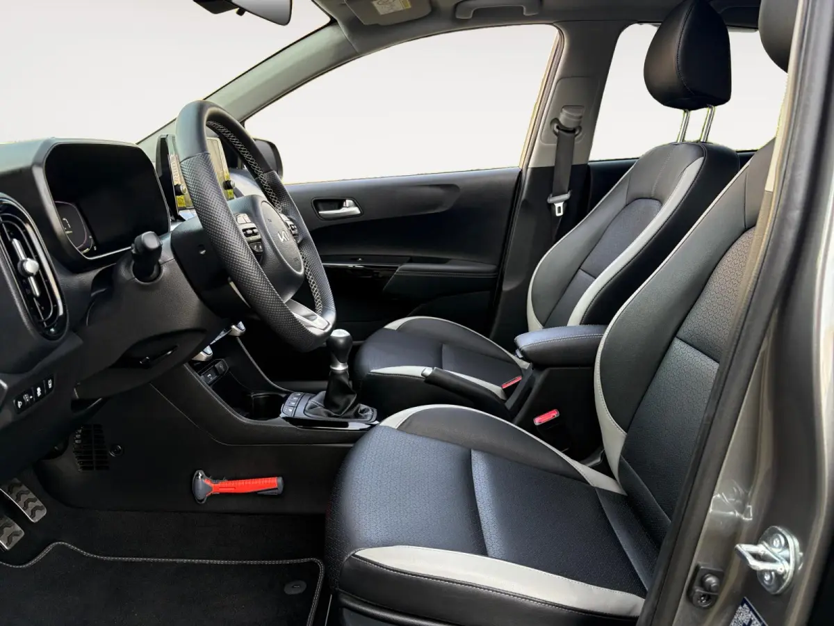 1.0 DPI GT-Line | Panoramadak | Camera | Stoel/Stuurverwarming | Apple Carplay/Android Auto | Adaptieve Cruise Control | Lichtmetalen Velgen |