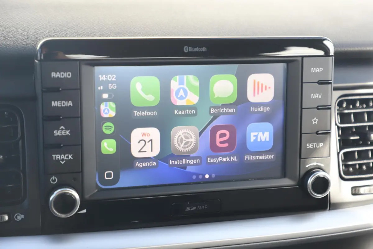 1.0 T-GDi DynamicLine 101PK Navigatie Achteruitrijcamera Airco Cruise Control Carplay Android LMV