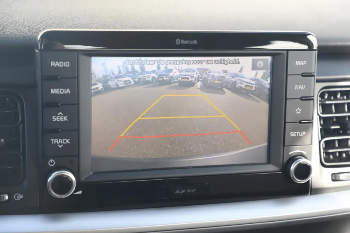 1.0 T-GDi DynamicLine 101PK Navigatie Achteruitrijcamera Airco Cruise Control Carplay Android LMV