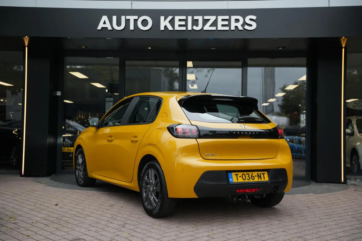 1.2 PureTech Allure Apple Carplay Vermoeidheidsherkenning LED dagrijverlichting DAB+ Cruise control