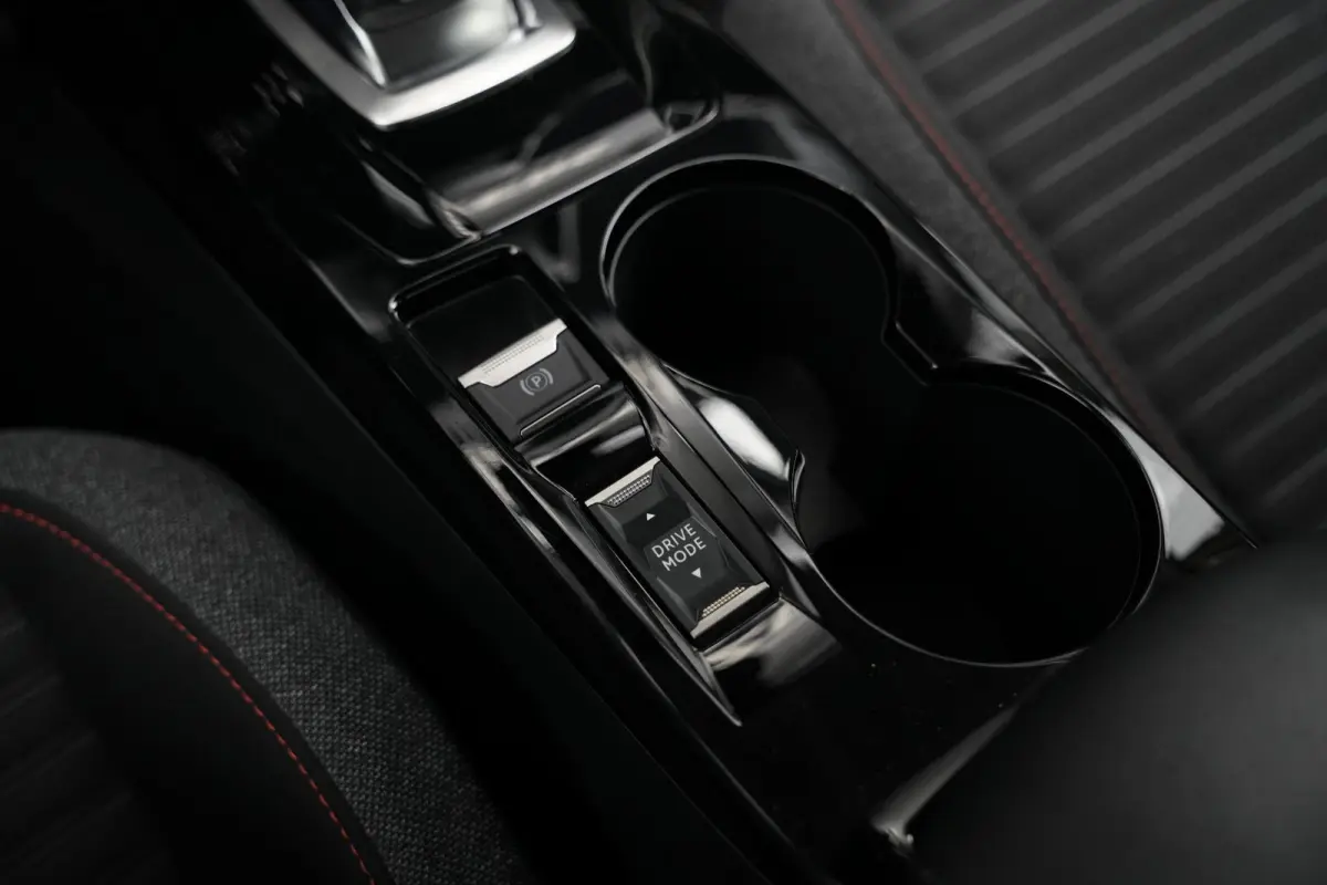 1.2 PureTech Allure Apple Carplay Vermoeidheidsherkenning LED dagrijverlichting DAB+ Cruise control