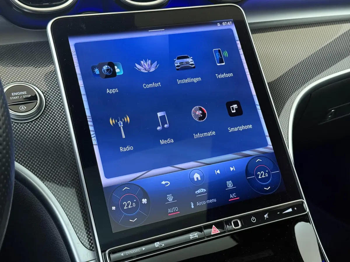 180 AMG Line /Panoramadak /Sfeerverlichting /19 Inch /Night-pakket /CarPlay