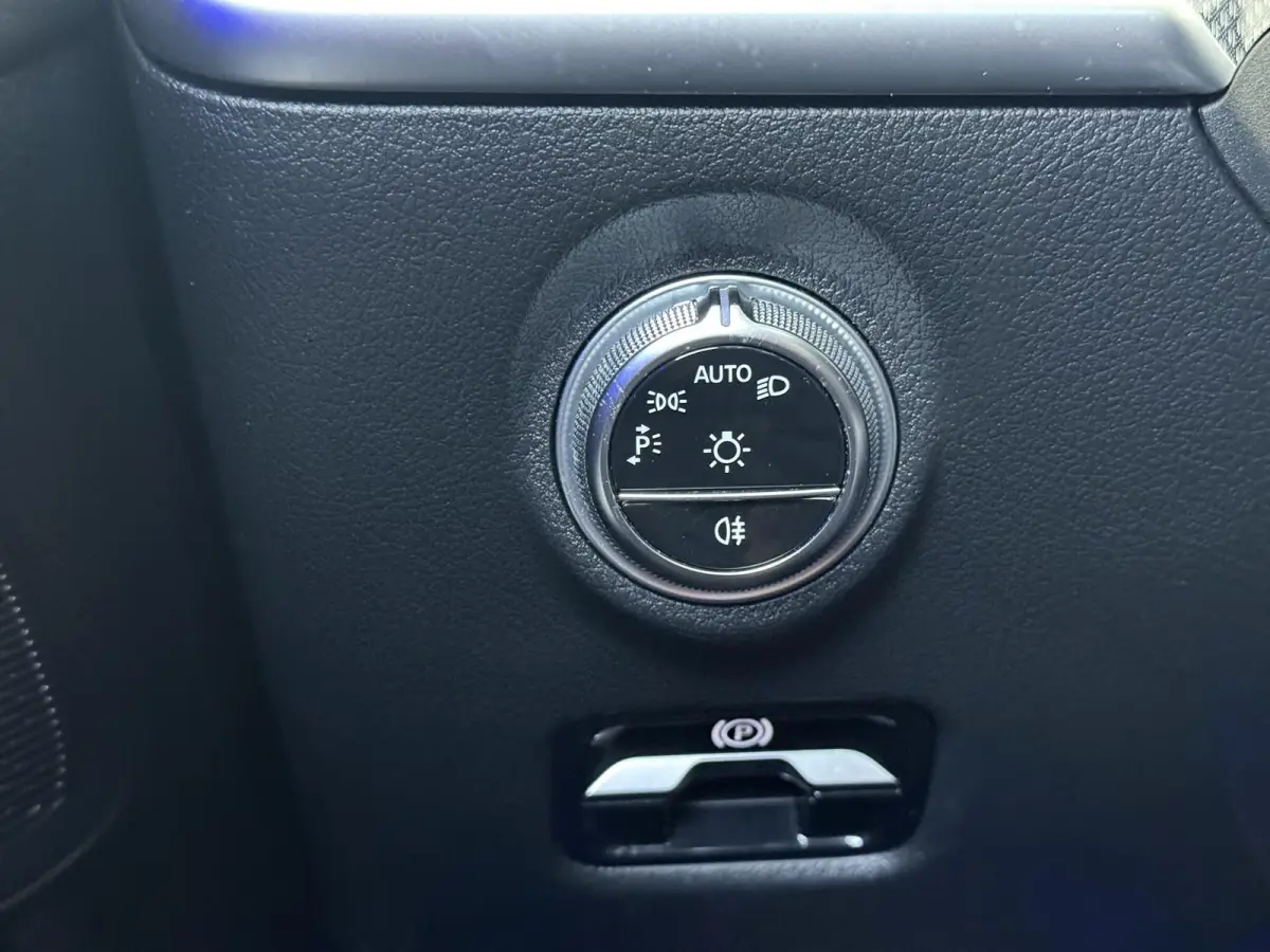 180 AMG Line /Panoramadak /Sfeerverlichting /19 Inch /Night-pakket /CarPlay