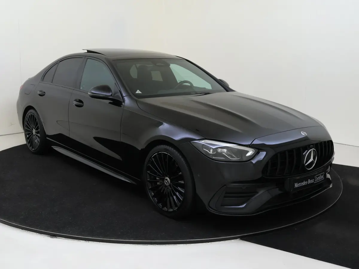 180 AMG Line /Panoramadak /Sfeerverlichting /19 Inch /Night-pakket /CarPlay
